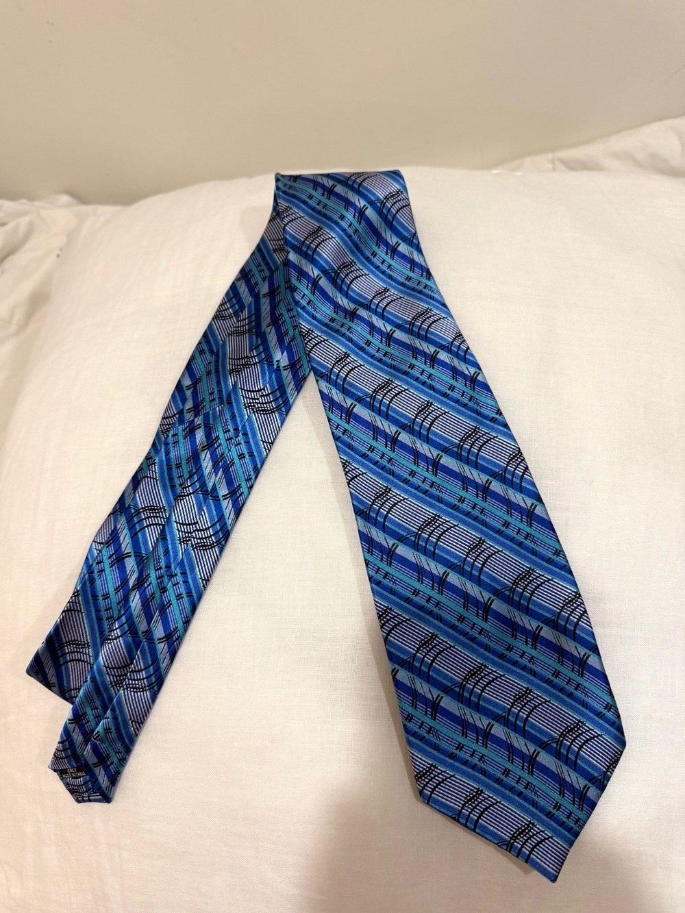 Studio Ron Chereskin Silk Blue Geometric Pattern Men's Tie